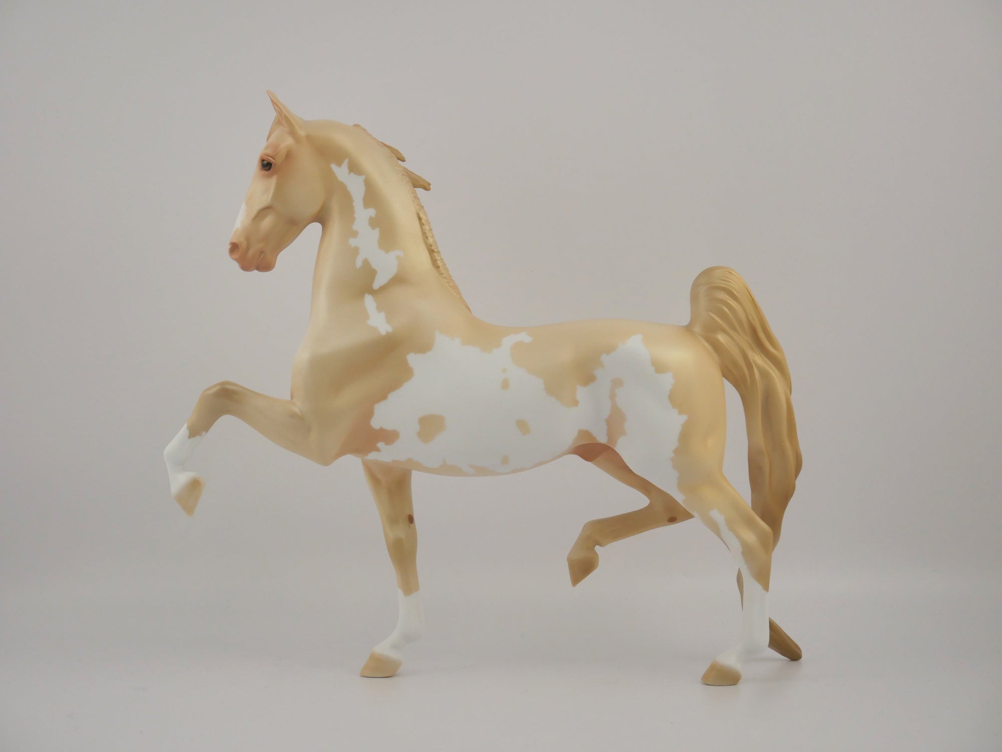 CHAMPAGNE-OOAK CHAMPAGNE PINTO SADDLEBRED BY DAWN QUICK