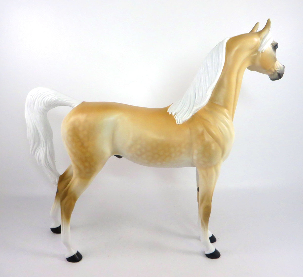 COPPER GLOW-OOAK DAPPLE PALOMINO ARABIAN MODEL HORSE 2/12/20