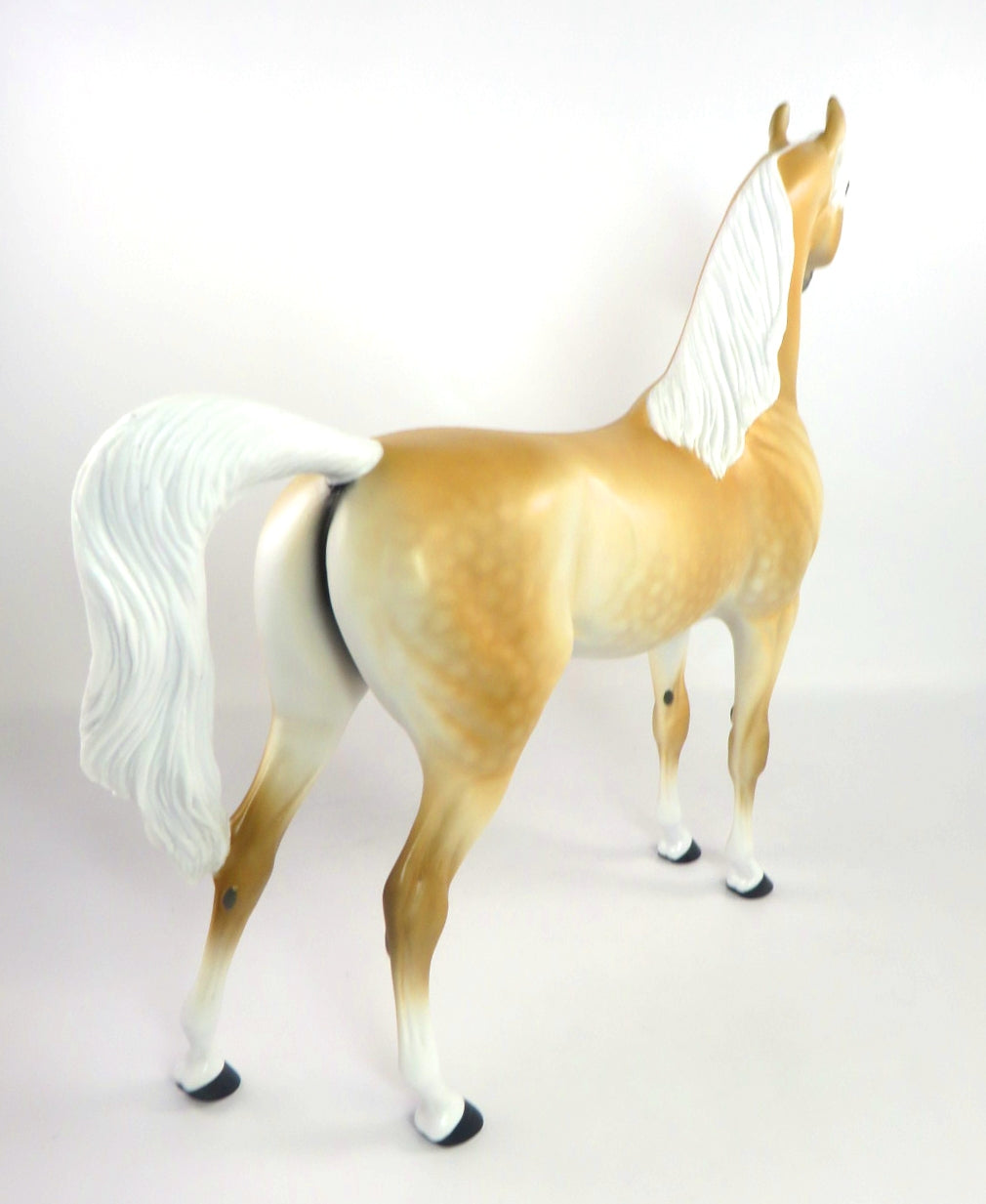 COPPER GLOW-OOAK DAPPLE PALOMINO ARABIAN MODEL HORSE 2/12/20