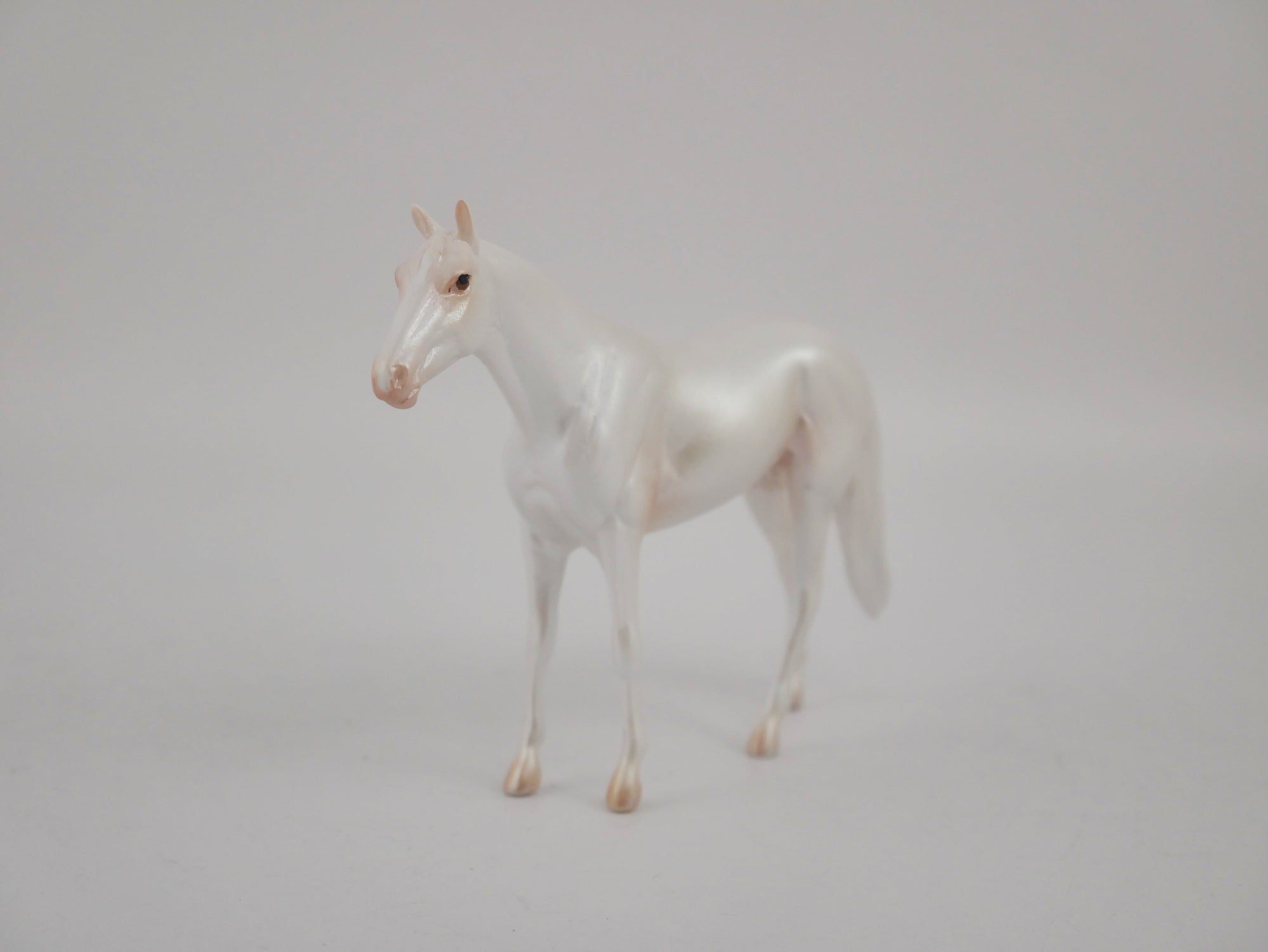 DRIFT OF MIST-OOAK WHITE TB CHIP BY KAYLA