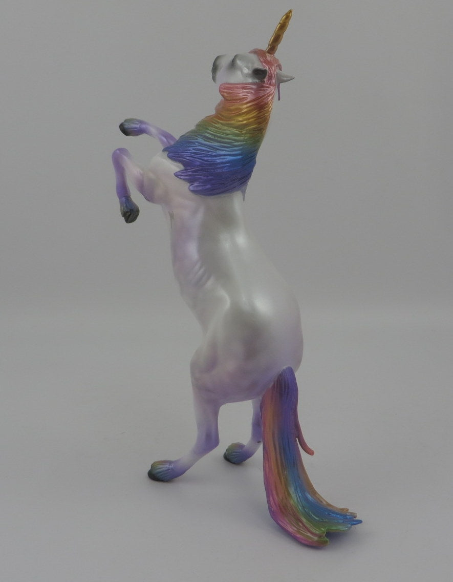 EOIN-OOAK UNICRON PEBBLES REARING PEBBLES EQ 2020