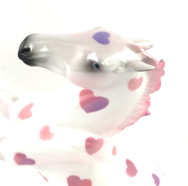 FLUTTER HEART-OOAK REARING HEART PEBBLES MODEL HORSE 2/13/20