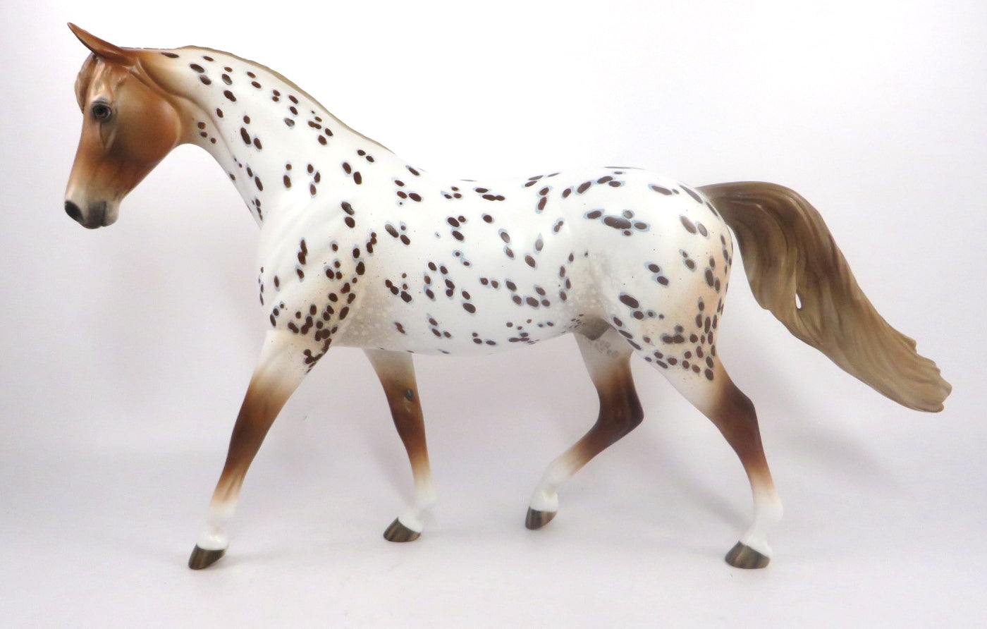 FRIDGE - LE-4 APPALOOSA PONY MODEL HORSE SB20