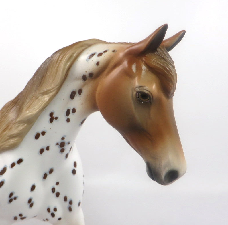 FRIDGE - LE-4 APPALOOSA PONY MODEL HORSE SB20