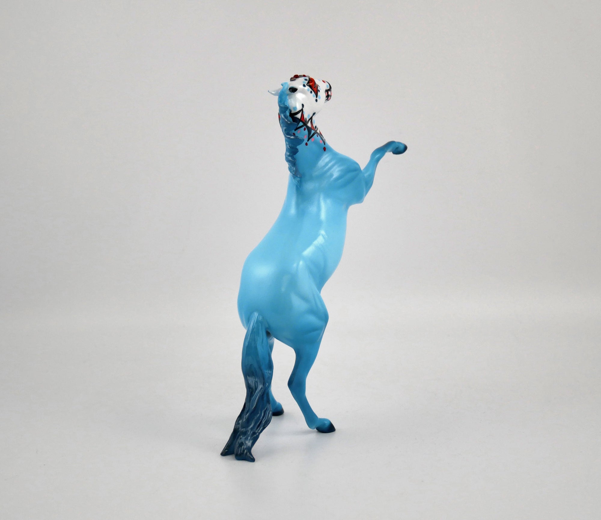 GALO-OOAK BLUE DECORATOR SUGAR SKULL REARING PEBBLE BY DAWN QUICK MM20