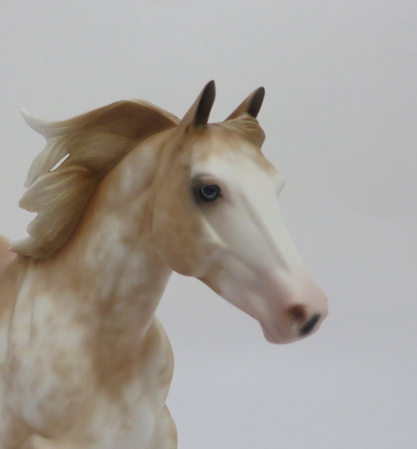 GRAB YOUR RUNNERS-OOAK CHESTNUT SABINO FOUNDATION QUARTER HORSE BY SHERYL LEISURE 2/28/20