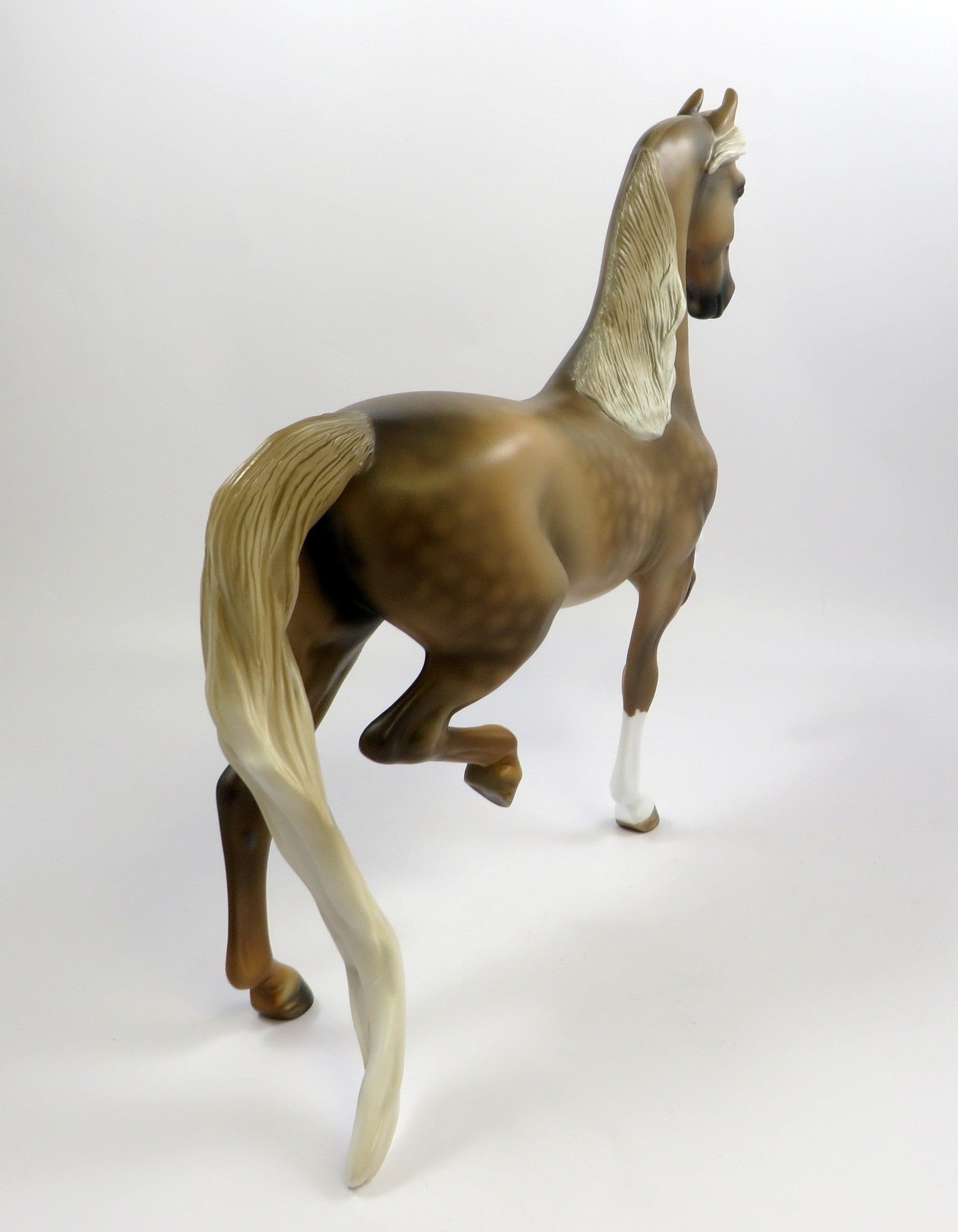 HAZA-OOAK DAPPLED PALOMINO SADDLEBRED MODEL HORSE EQ 19