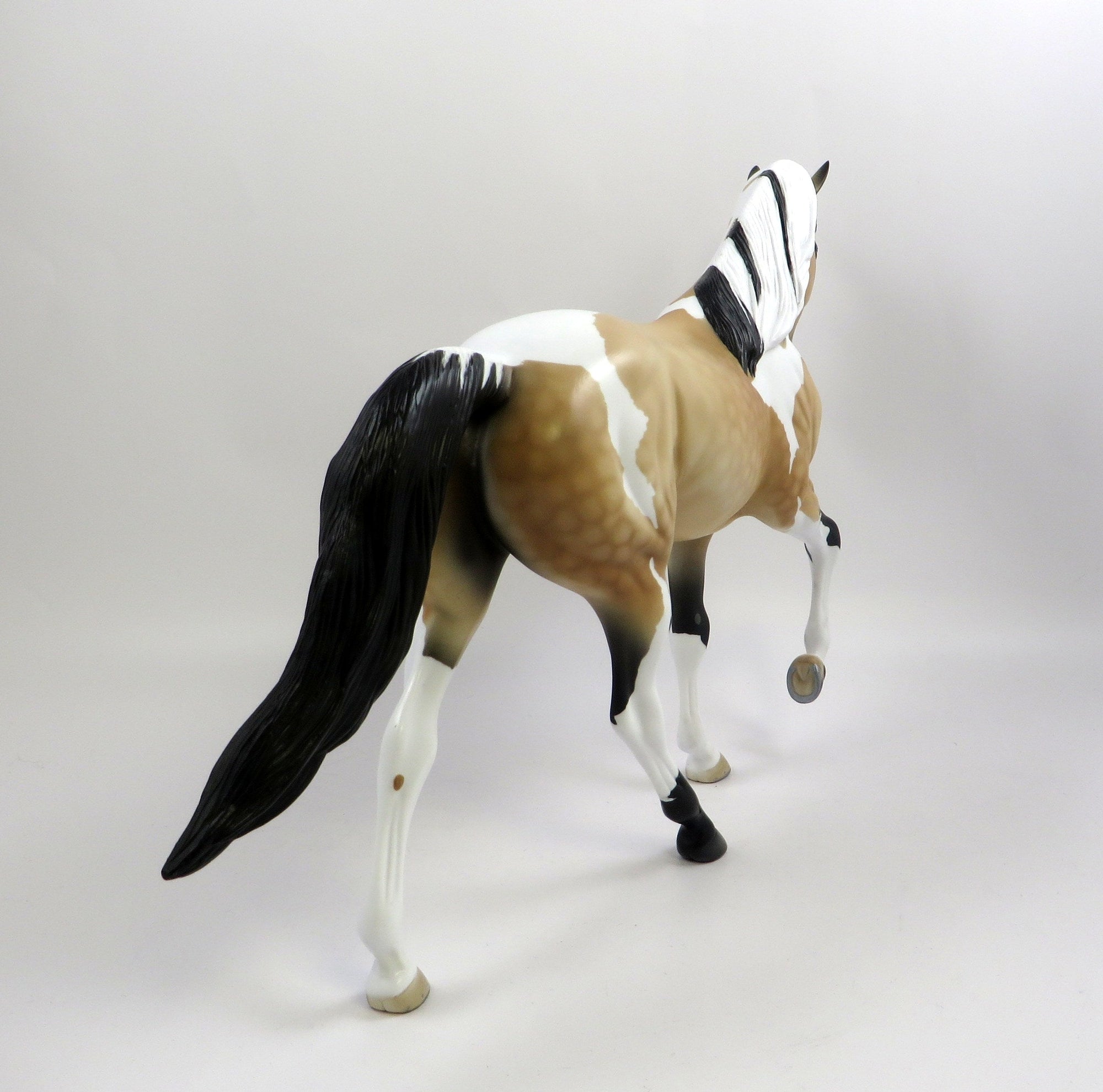 HEZEKIAH-OOAK DAPPLE PALOMINO TWH EQ 19