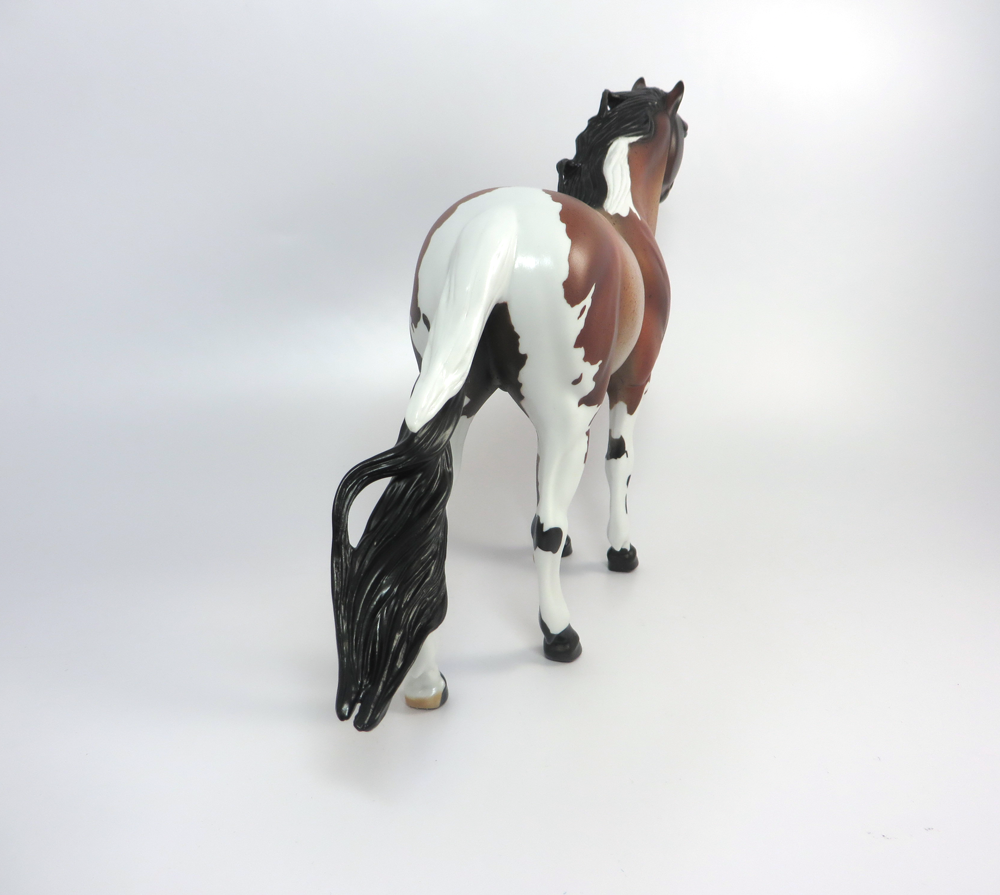 ZEKE- LE-6 RED ROAN MUSTANG CUSTOM BY AMANDA HOSTETLER 3-8-19