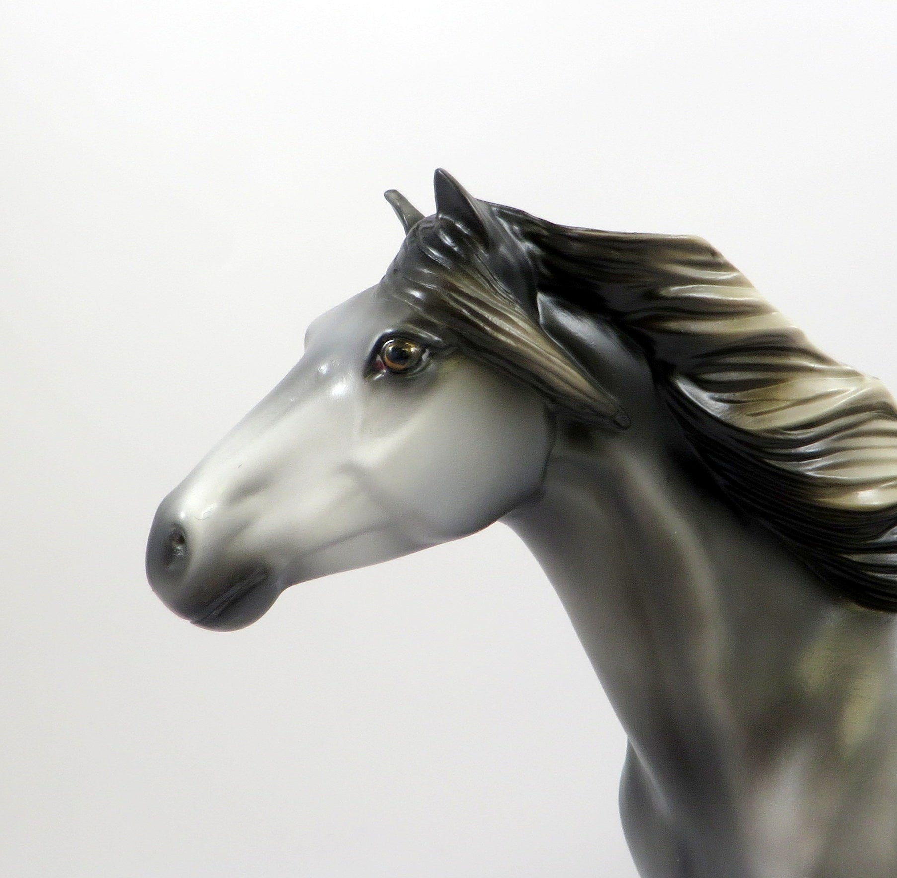 FIDLER-OOAK DARK DAPPLE GREY SPANISH MUSTANG MODEL HORSE 8/6/19