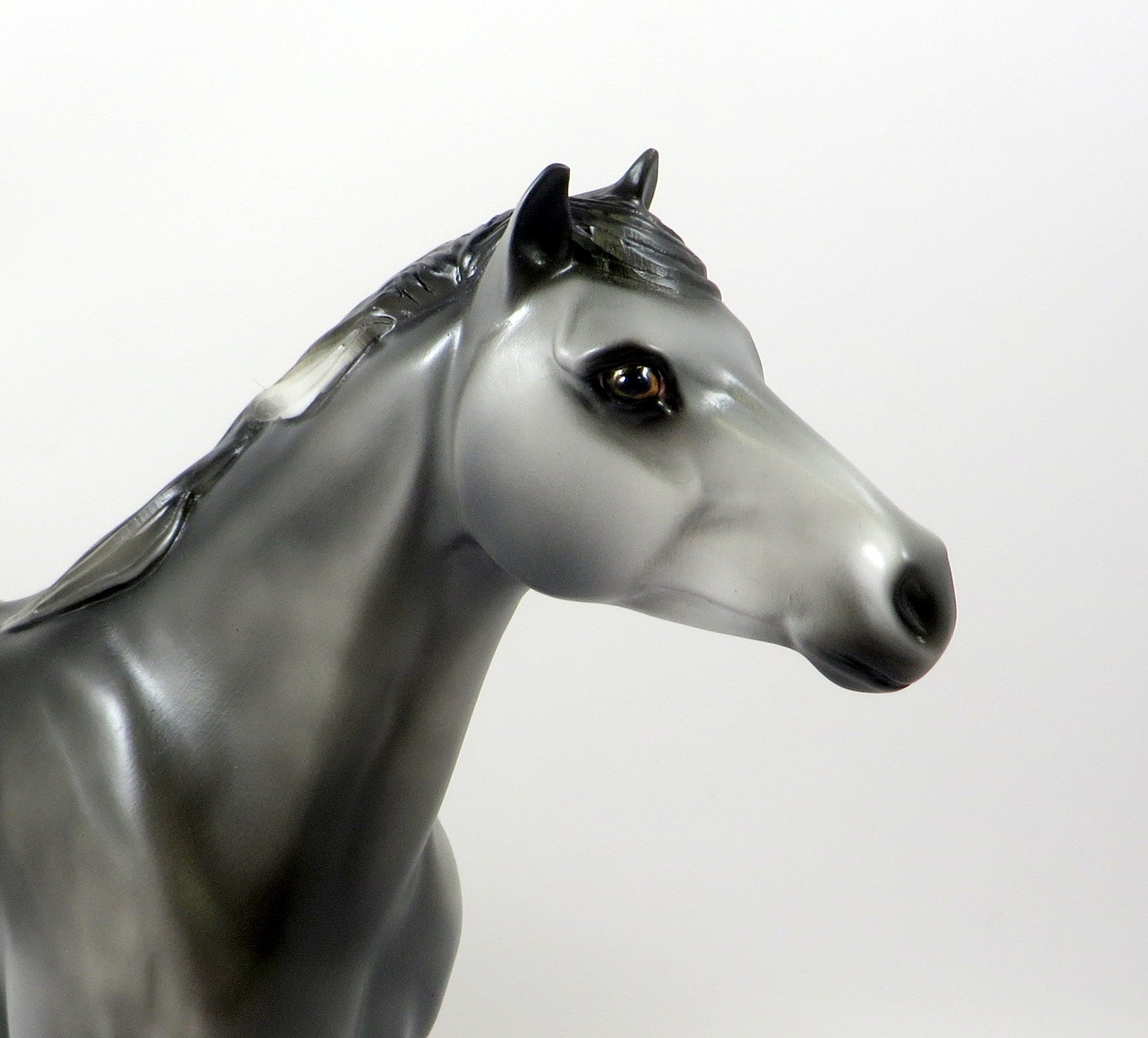 FIDLER-OOAK DARK DAPPLE GREY SPANISH MUSTANG MODEL HORSE 8/6/19