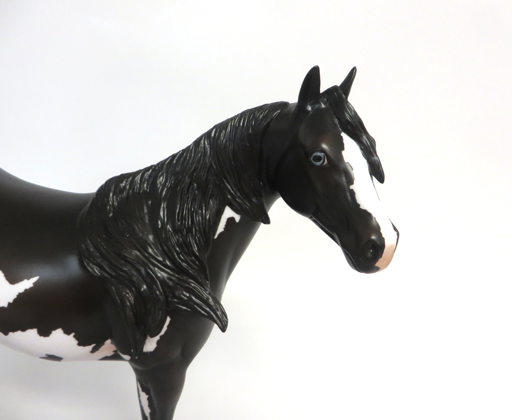 BLACK DIAMOND - LE-15 BLACK ISH BY MISSY FOX EA19 MW19