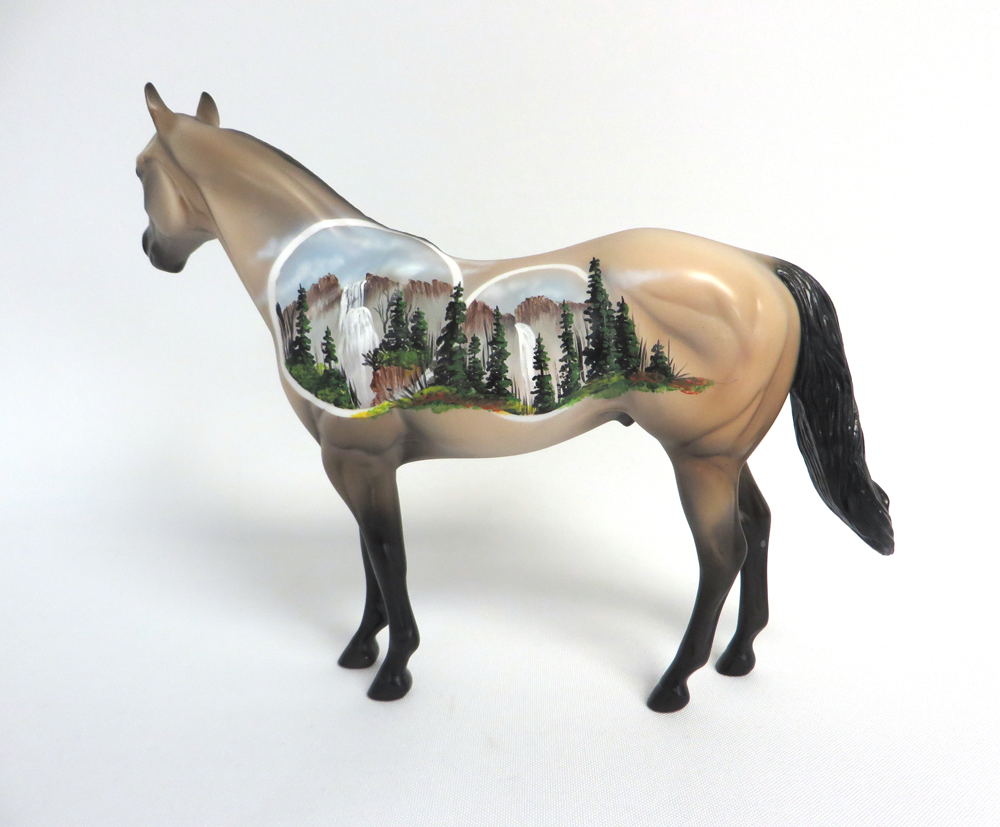 COPPER FALLS-OOAK DECORATOR ISH MODEL HORSE MW 19