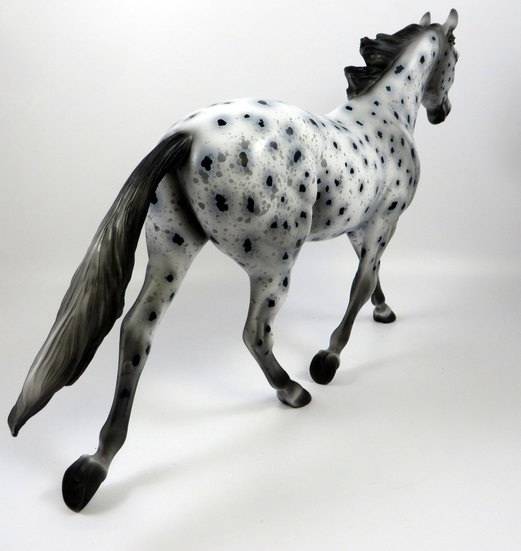 HUDSONVILLE-OOAK LOUD LEOPARD APPALOOSA MODEL HORSE 8/28/19