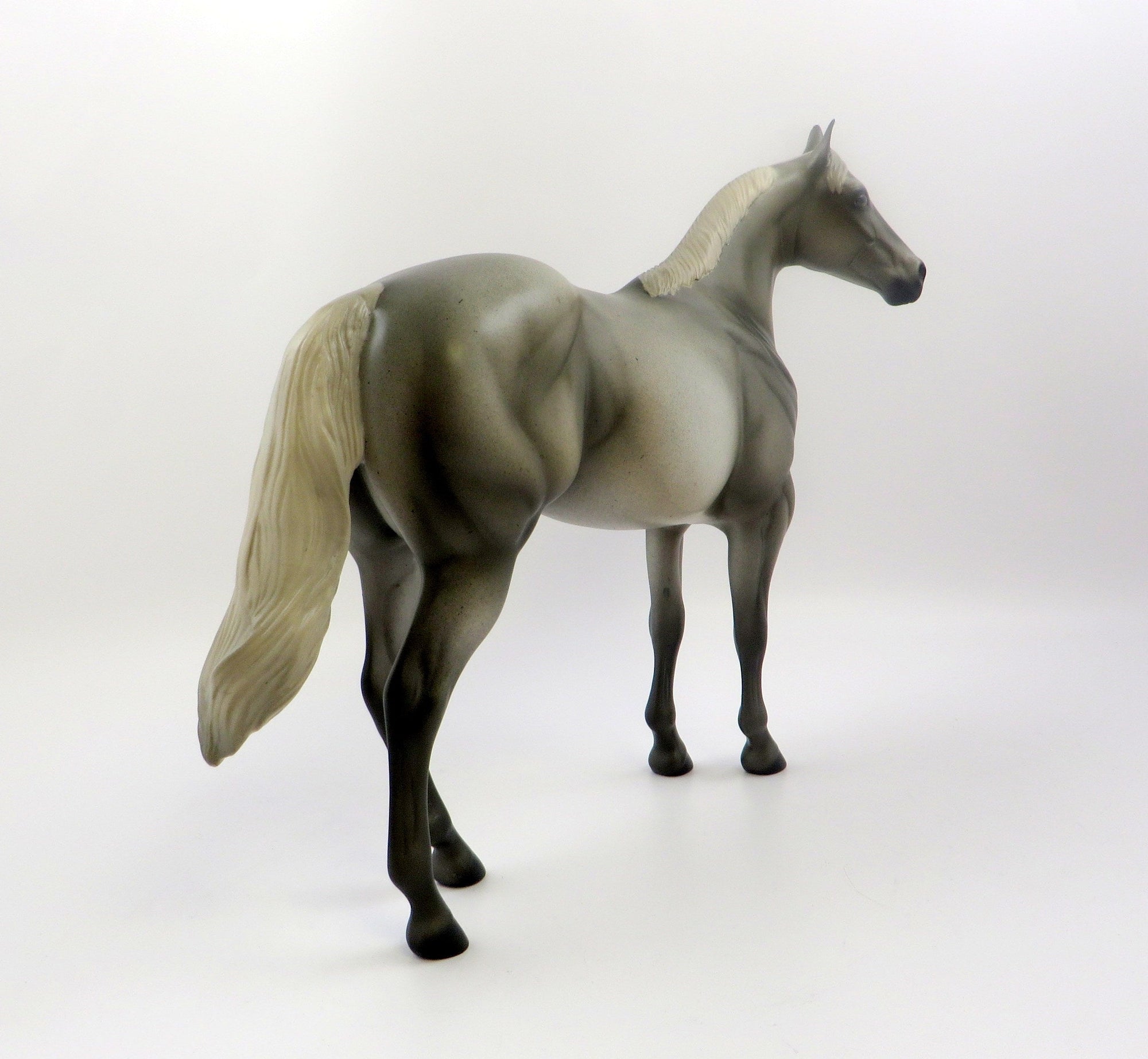 EVENING MIST-OOAK FLEA BIT GREY ISH MODEL HORSE 6/21/19