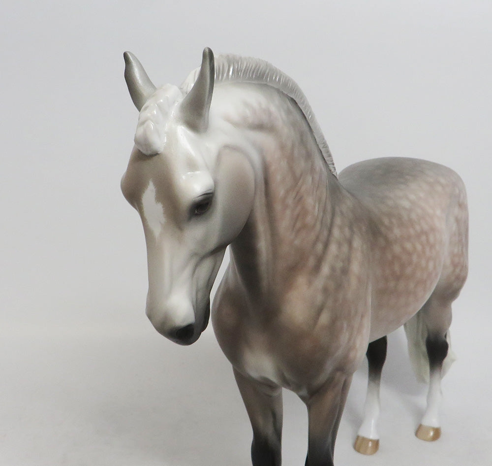 CARNI FALL-OOAK STAR DAPPLE ANDALUSIAN MODEL HORSE BY SHERYL LEISURE 10/12/18