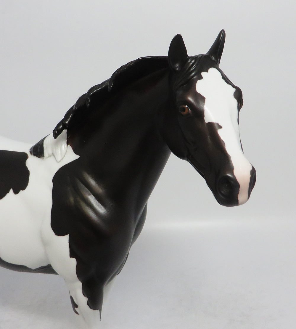 ADIOS - LE4 DARK CHESTNUT PINTO ISH MODEL HORSE SHCF2018