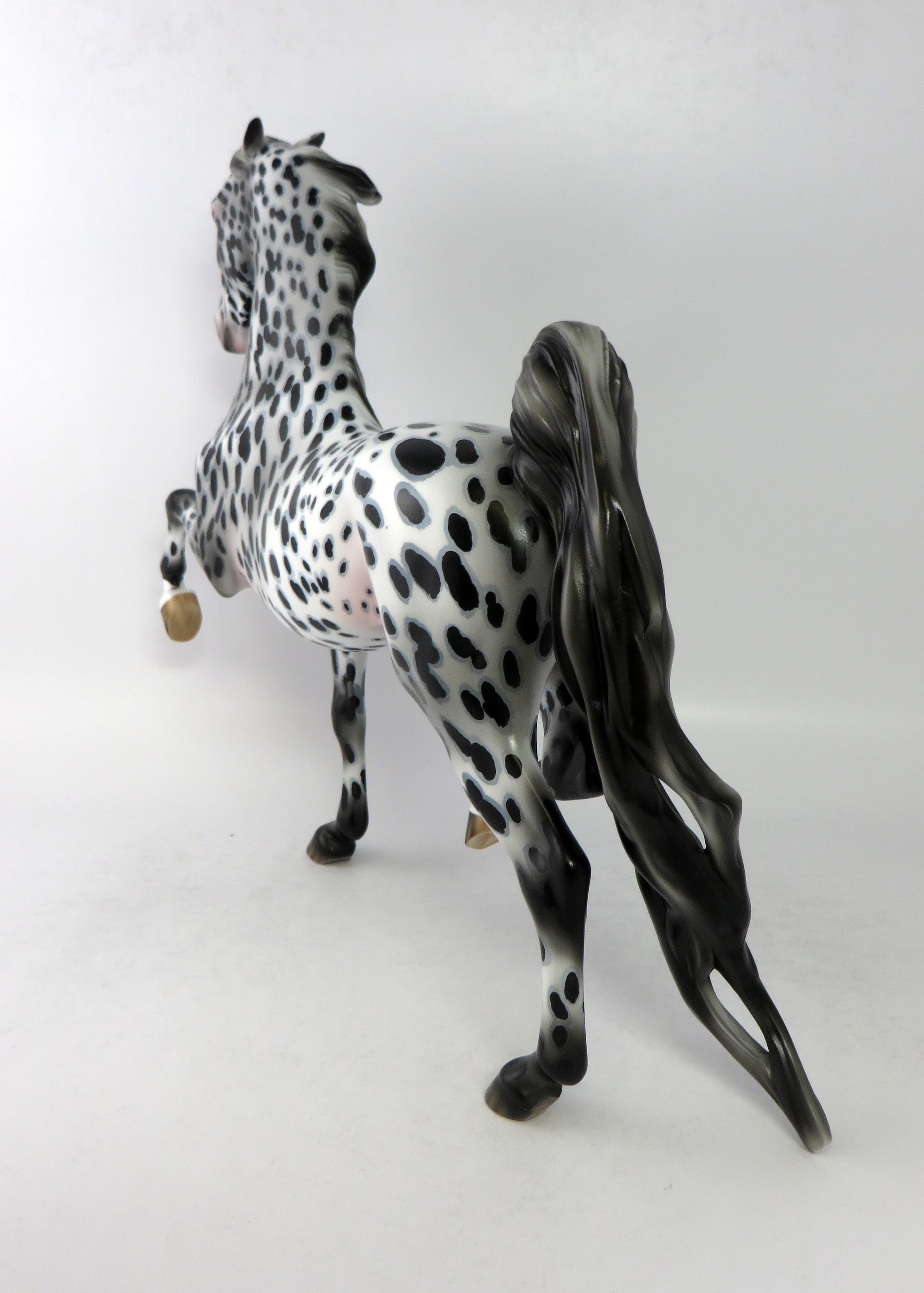 CONFETTI-OOAK LOUD APPALOOSA SADDLEBRED MODEL HORSE EQ 2018