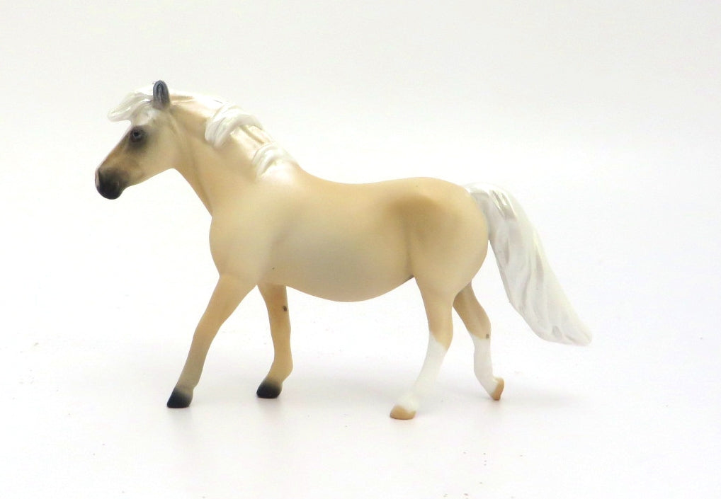 MINI ME SUNFLOWER - LE-10 LIGHT PALOMINO PONY CHIP BY AUDREY DIXON EA/MW 20