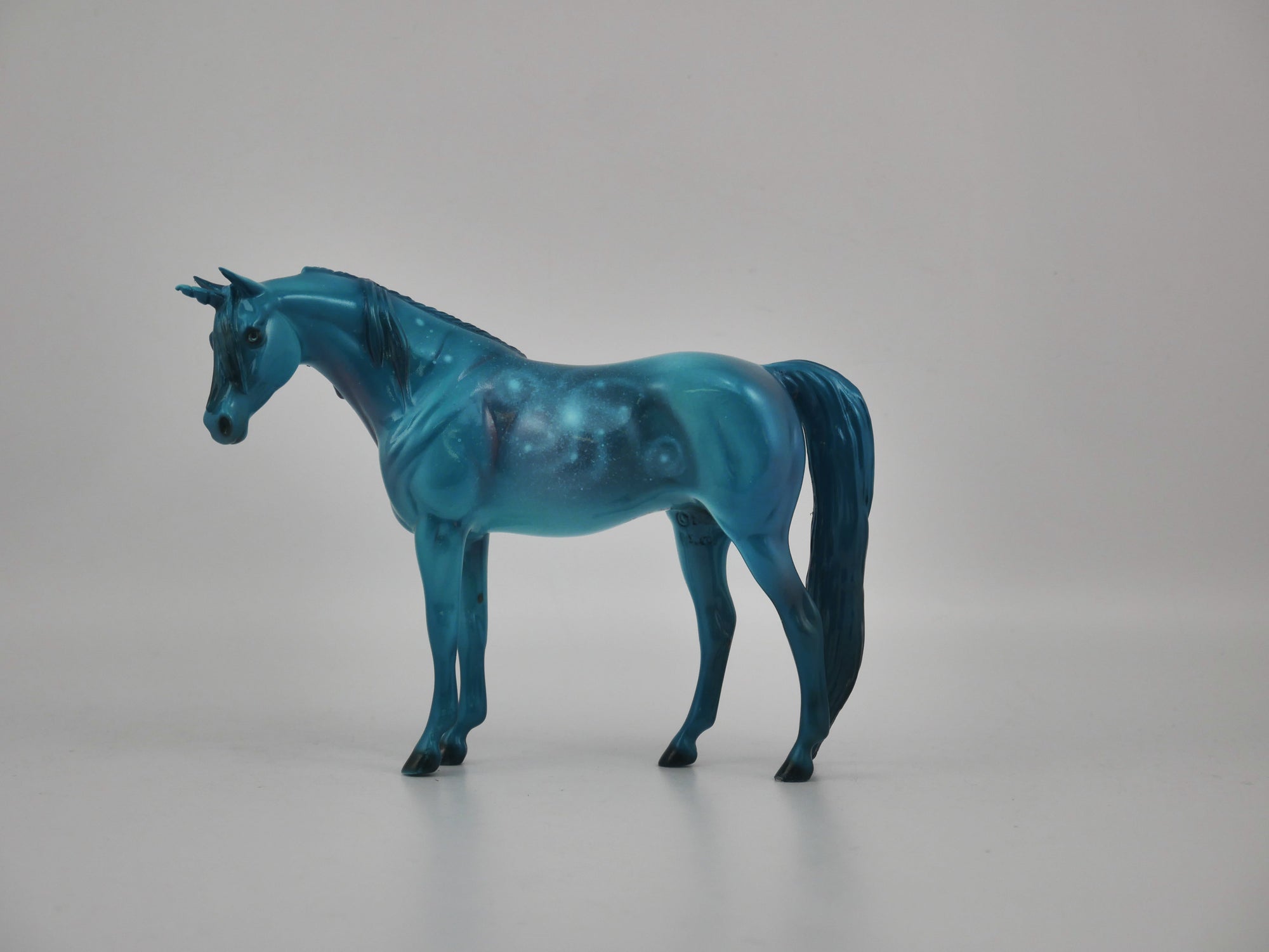 RUSSO-OOAK GALAXY DECO ARABIAN MARE PEBBLES EQ 2020
