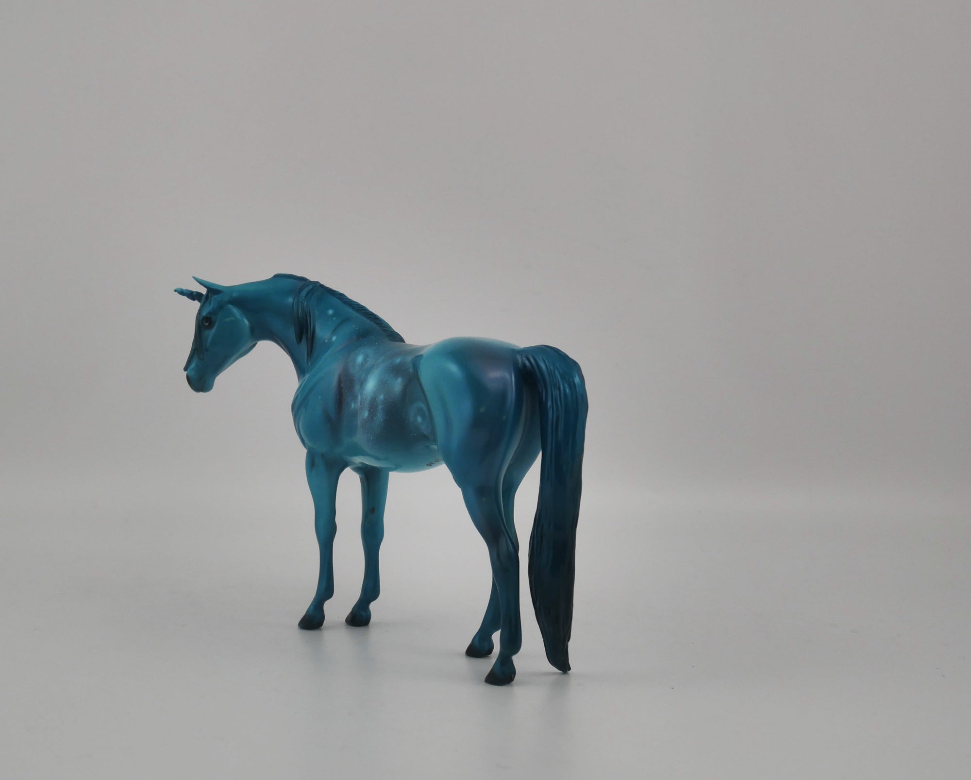 RUSSO-OOAK GALAXY DECO ARABIAN MARE PEBBLES EQ 2020