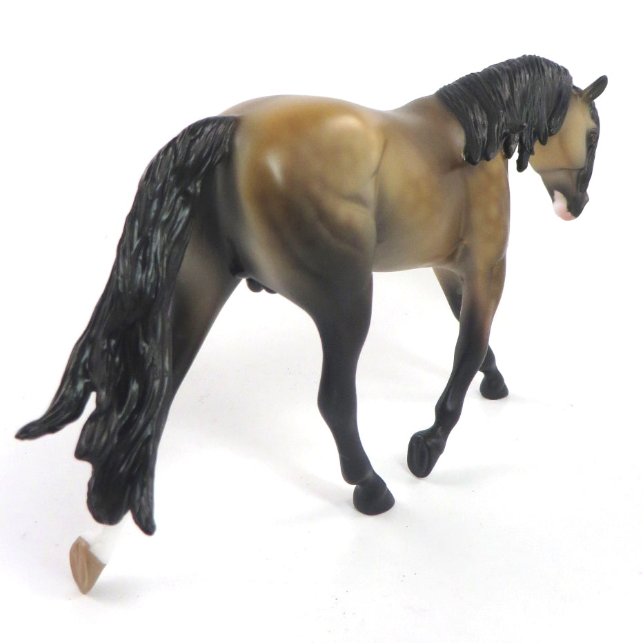 TEXAS HOLD EM'-OOAK DAPPLE BUCKSKIN PEBBLES WARMBLOOD MODEL HORSE 1/20/20