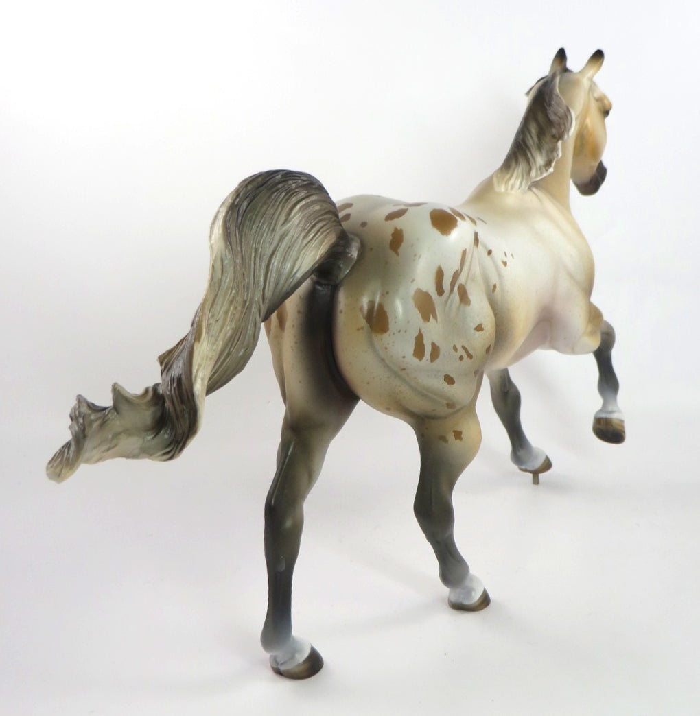 TOUCHDOWN - OOAK VARNISH BUCKSKIN ROAN FQH BY MISSY FOX SB20
