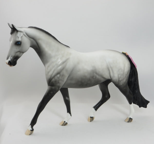 NATURE&#39;S WONDER - OOAK Dapple Gray Model Horse Pony with Mixed Flowers - 5/15