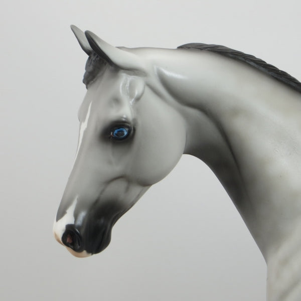 NATURE&#39;S WONDER - OOAK Dapple Gray Model Horse Pony with Mixed Flowers - 5/15