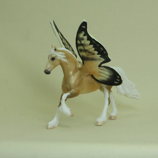 HONEY BUNCH - OOAK Palomino Firesian Chip Butterfly 4/15