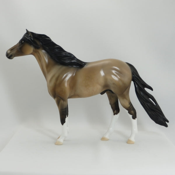 NADIE WISE - Buckskin Dun Mustang Model Horse - LE5 - 5/15