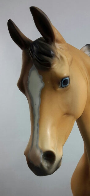 BUS STOP - Sooty Buckskin Thoroughbred Model Horse