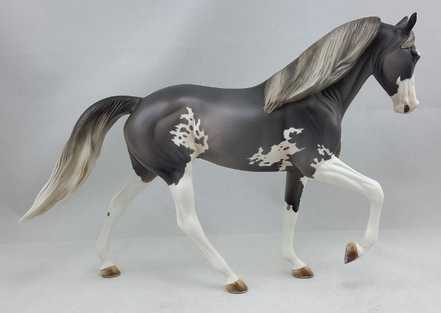 FREEDOM - Gray Pinto Tennessee Walker Model Horse