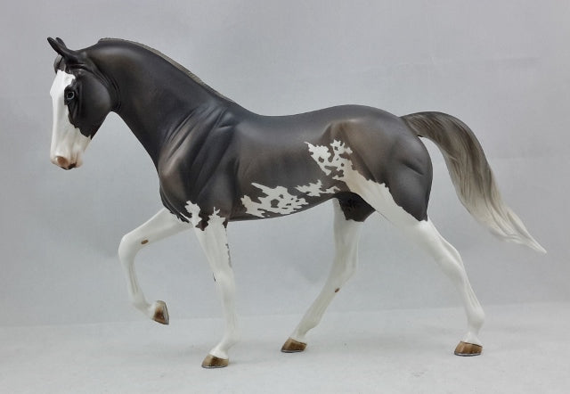 FREEDOM - Gray Pinto Tennessee Walker Model Horse