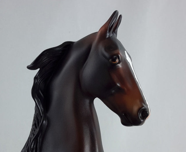 ANNATTO - Seal Bay Saddlebred Model Horse - Fall Edition