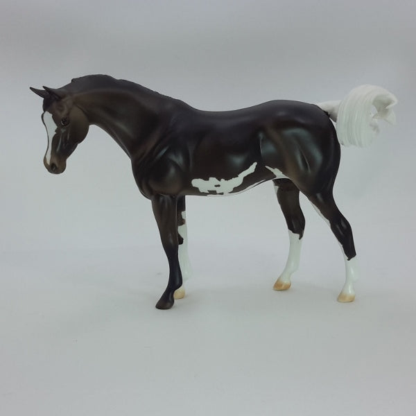 CHRISTMAS ALWAYS - Dark Bay Sabino Pinto Arabian Model Horse Pebbles - LE2