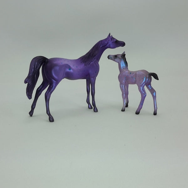PURPLE CHIPS - Arabian & Foal Decorator Set 12/14