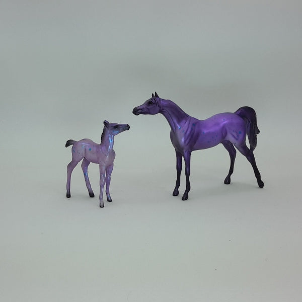 PURPLE CHIPS - Arabian &amp; Foal Decorator Set 12/14