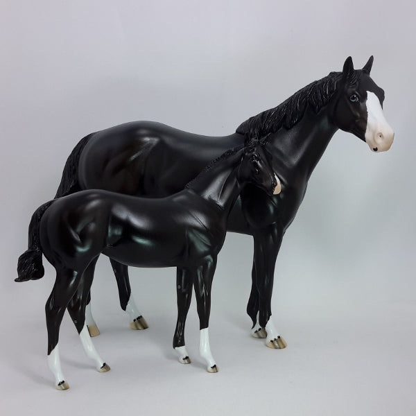 BLACK AS NIGHT - OOAK Black Stock Horse 1/15