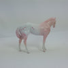 STRAWBERRY SHORTCAKE - Stock Chip Model Horse - Deco Hearts - 1/15