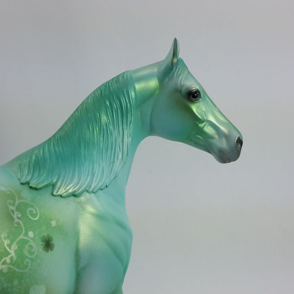 MC'LUCKY - Green Metallic Decorator Stock w/ Shamrocks St. Patrick's Day 1/15