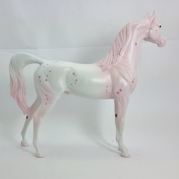 STRAWBERRY SHORTCAKE - Arabian Model Horse Deco Heart - 1/15