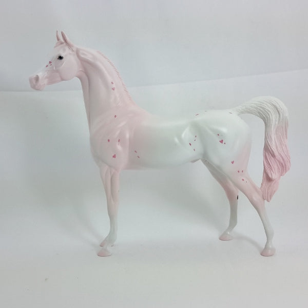 STRAWBERRY SHORTCAKE - Arabian Model Horse Deco Heart - 1/15