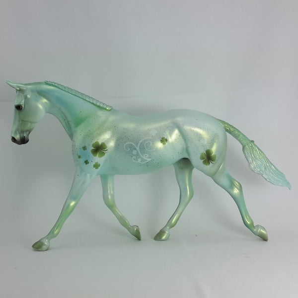 O'LUCKY  - Green Metallic Decorator Palouse w/ Shamrocks St. Patrick's Day 2/15