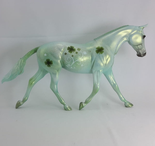 O'LUCKY  - Green Metallic Decorator Palouse w/ Shamrocks St. Patrick's Day 2/15