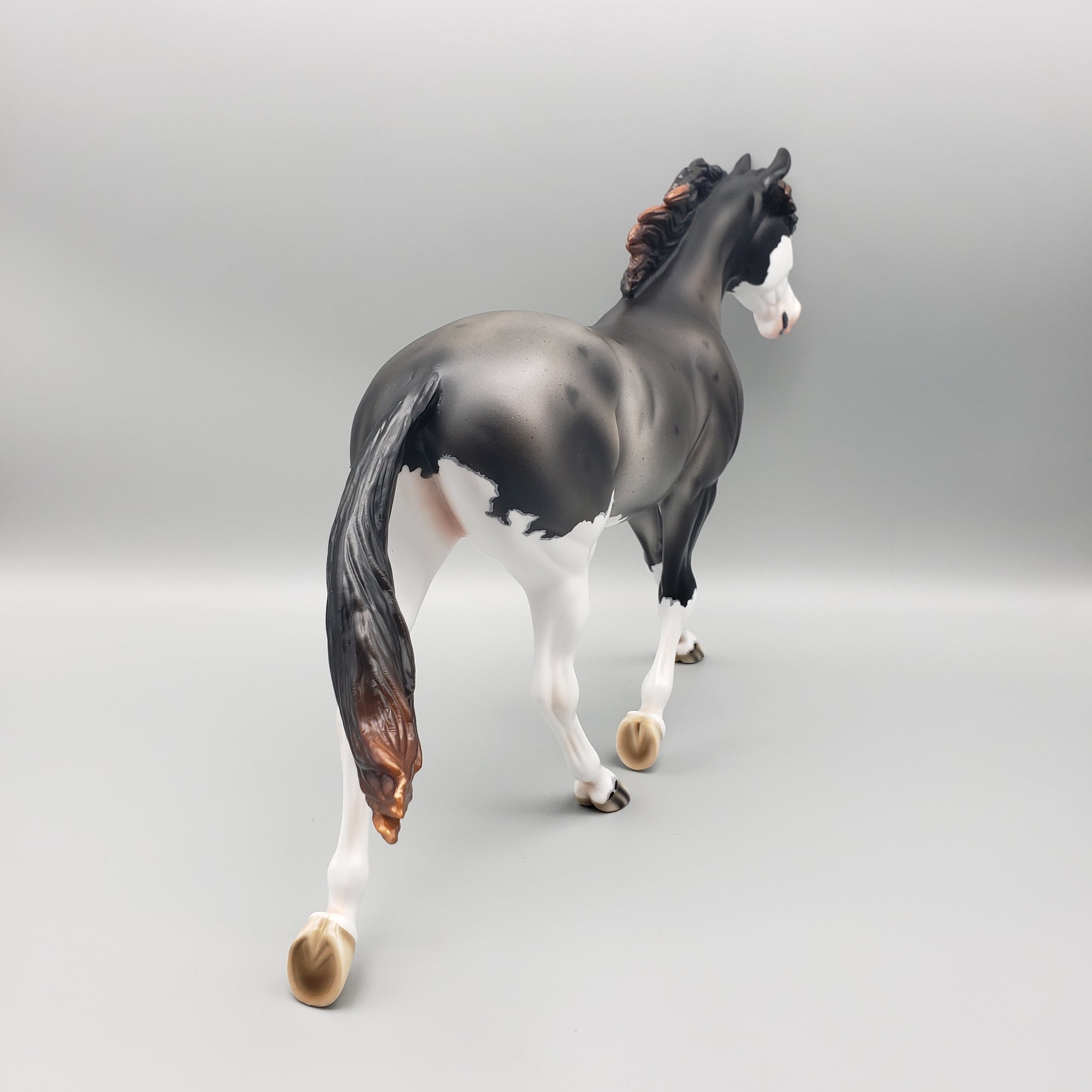 Winter Run OOAK Sun Bleached Blue Roan with Corn Spots Palouse By Ashley Palmer Best Offers 1/29/24