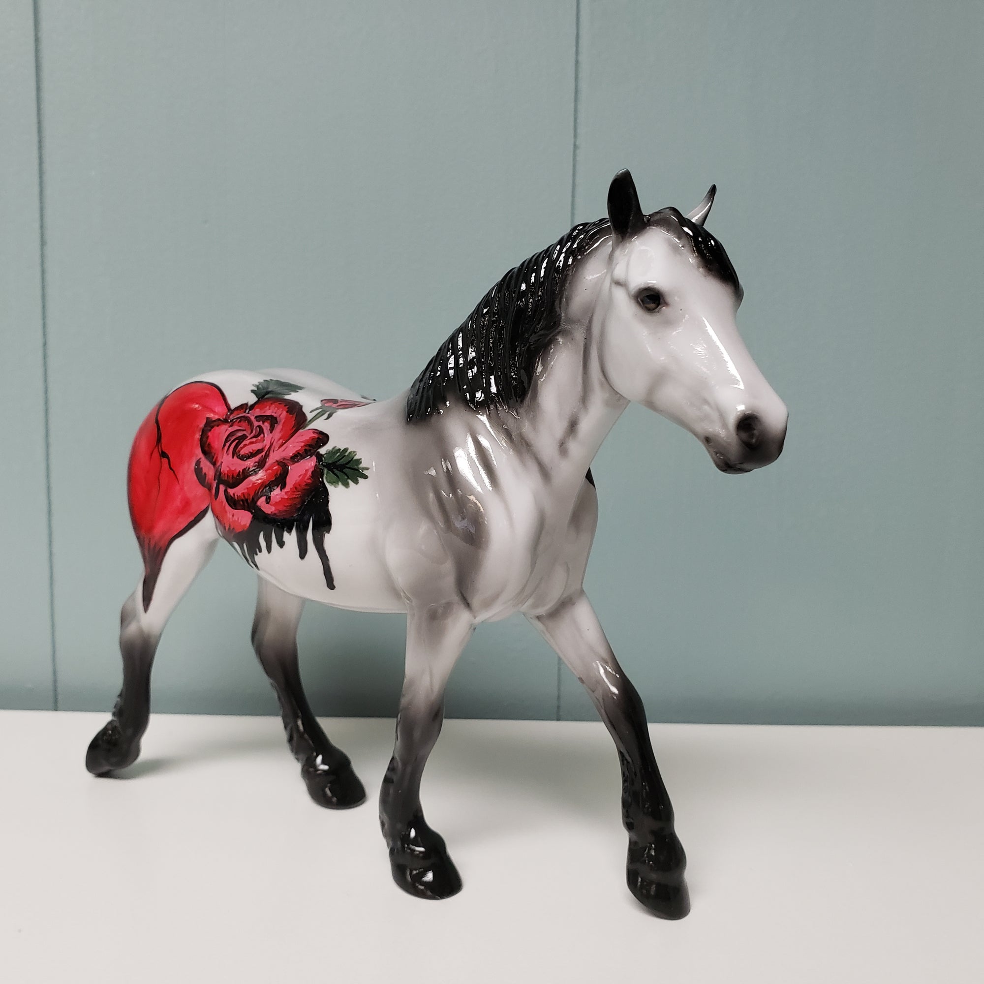 GLOSSY Broken Hearted OOAK Gray W/ Heart &amp; Roses Deco Draft Pebble By Dawn Quick  Val24