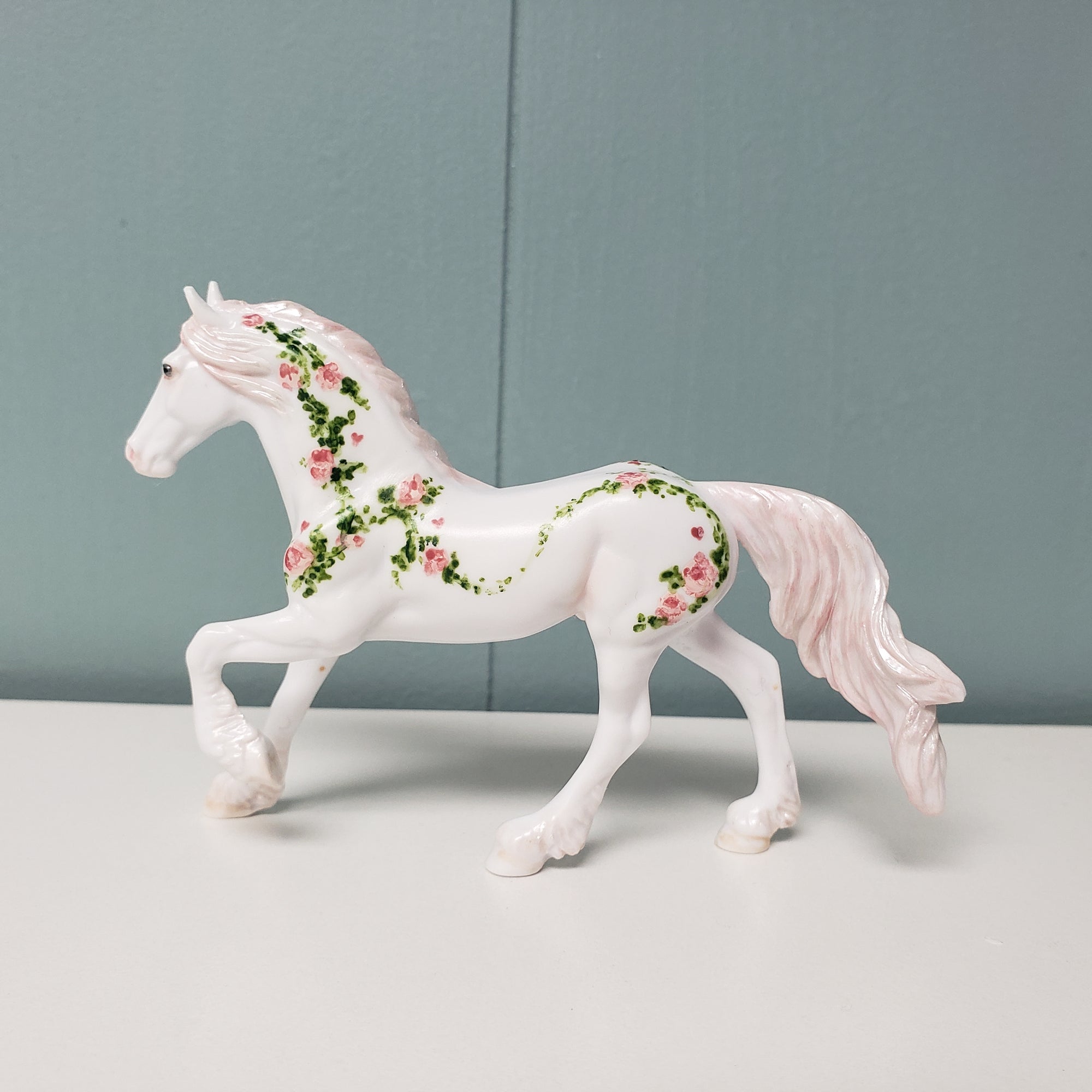 Hearts And Roses OOAK Deco White/Pink w/ Rose Vines Friesian Chip By Andrea Thomason Val24