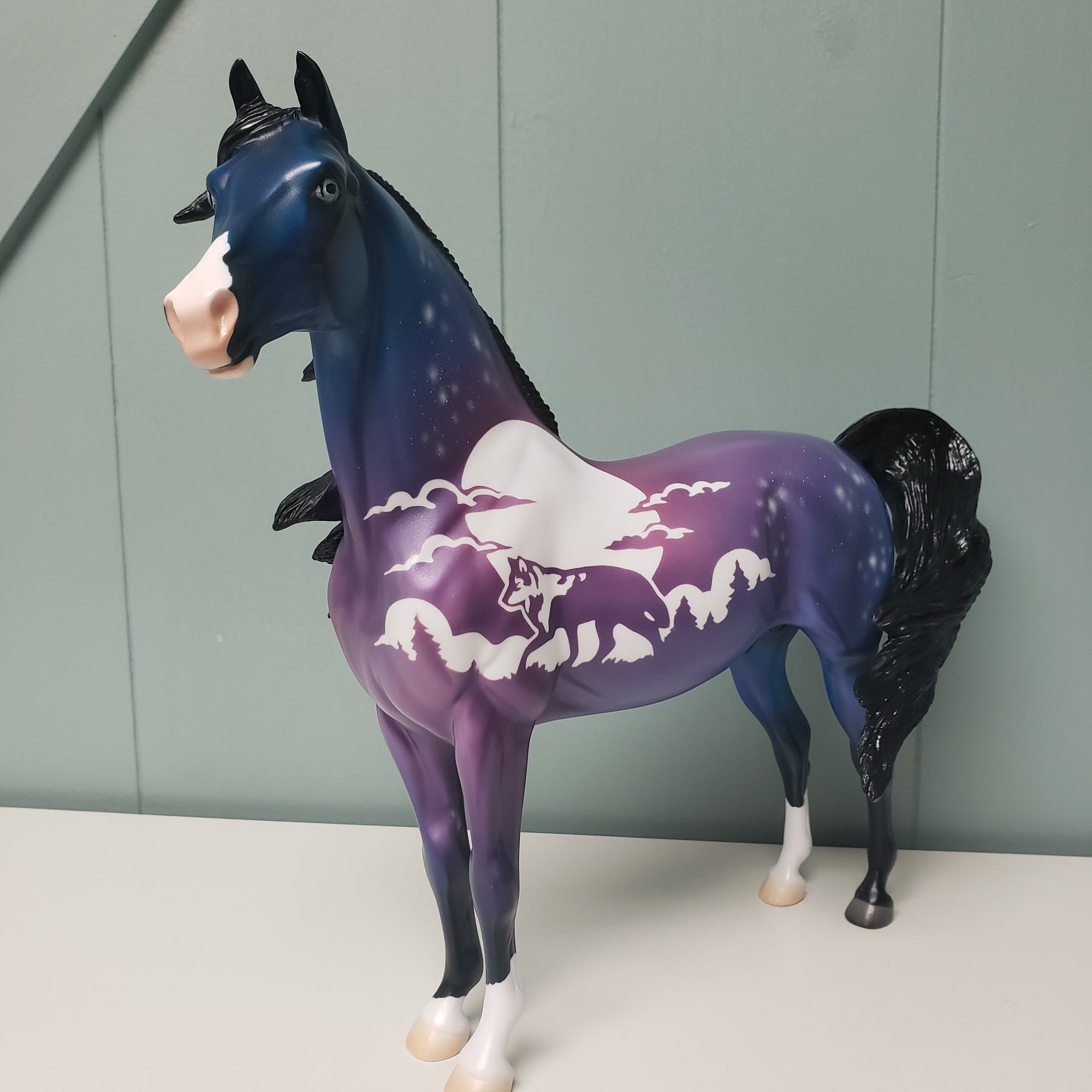 Lone Wolf LE-6  Purple and Blues Wolf Theme Decorator By Jess Hamill Val24