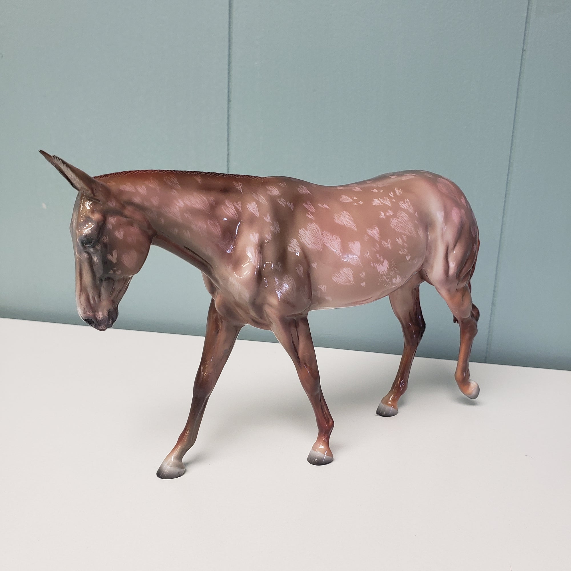 Heartbeat OOAK Chestnut W/ Etched Appaloosa Heart Spots Glossy Deco Mule Pebble By Julie Kiem Val24